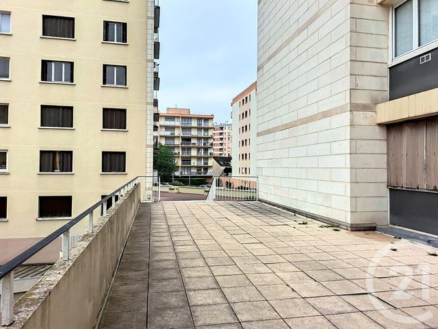 Appartement F3 à vendre - 3 pièces - 62,26 m2 - Melun - 77 - ILE-DE-FRANCE