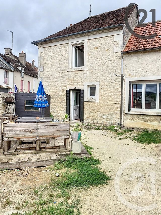 Maison à vendre - 2 pièces - 90 m2 - Vincelles - 89 - BOURGOGNE