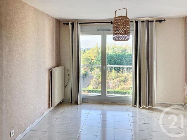 Appartement F5 à vendre - 5 pièces - 97,75 m2 - Auxerre - 89 - BOURGOGNE