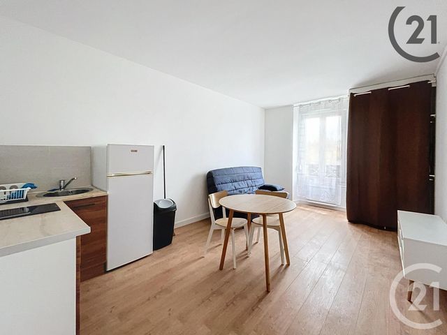 Appartement F1 à louer - 1 pièce - 29,59 m2 - Montereau Fault Yonne - 77 - ILE-DE-FRANCE