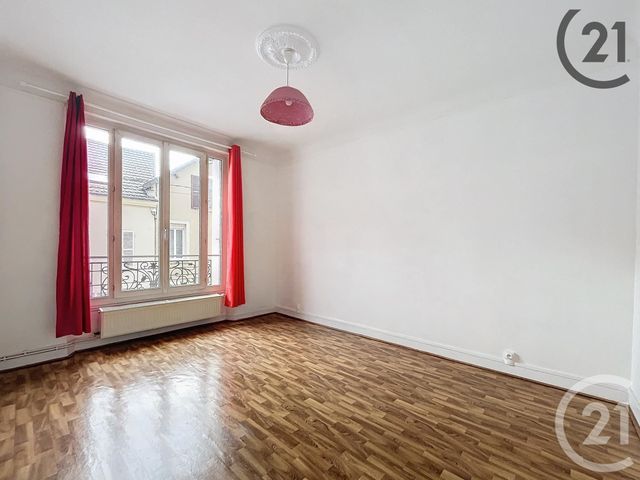 Appartement F3 à louer - 3 pièces - 57,43 m2 - Montereau Fault Yonne - 77 - ILE-DE-FRANCE