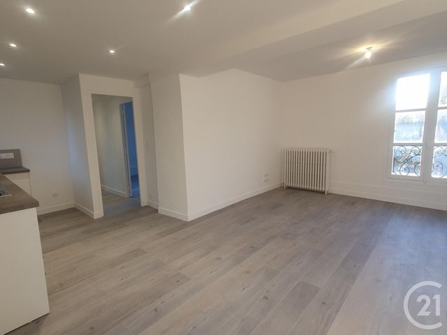 Appartement F4 à louer - 4 pièces - 70,50 m2 - Mandres Les Roses - 94 - ILE-DE-FRANCE