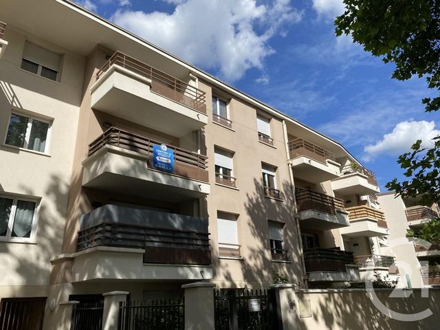 Appartement F2 à louer - 2 pièces - 43,27 m2 - Brie Comte Robert - 77 - ILE-DE-FRANCE