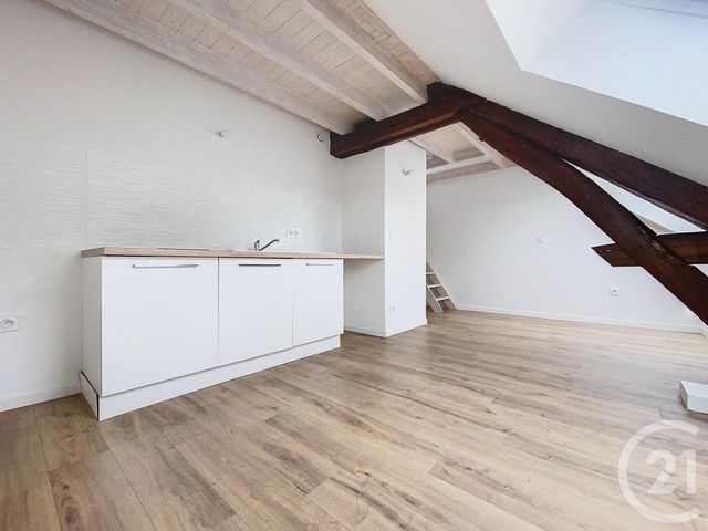 Appartement F2 à louer - 2 pièces - 27,10 m2 - Epernay - 51 - CHAMPAGNE-ARDENNE