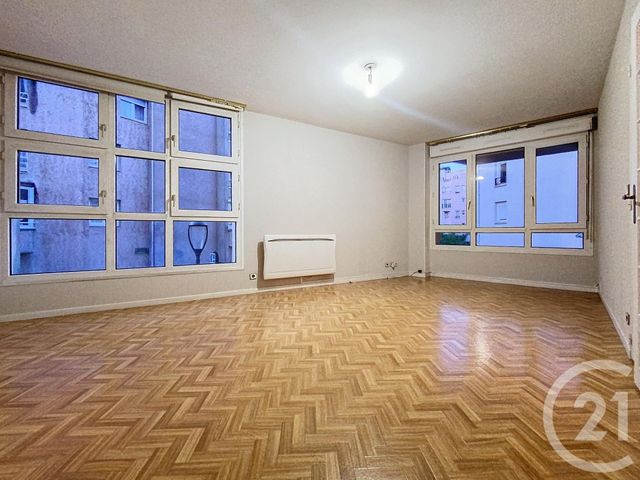 Appartement F3 à louer - 3 pièces - 65,41 m2 - Epernay - 51 - CHAMPAGNE-ARDENNE