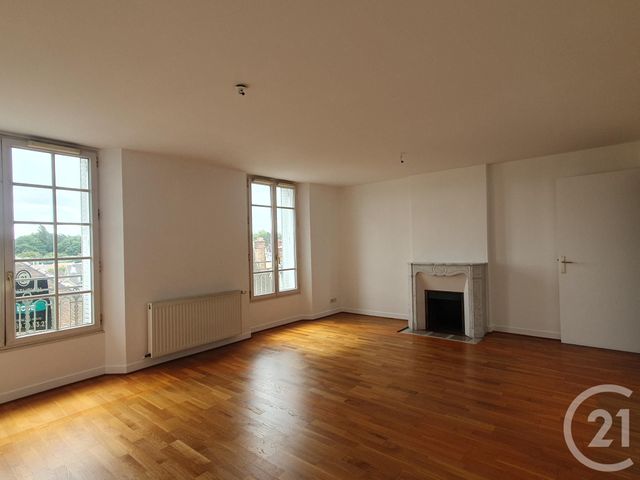 Appartement T4 à louer - 4 pièces - 89,17 m2 - Fontainebleau - 77 - ILE-DE-FRANCE