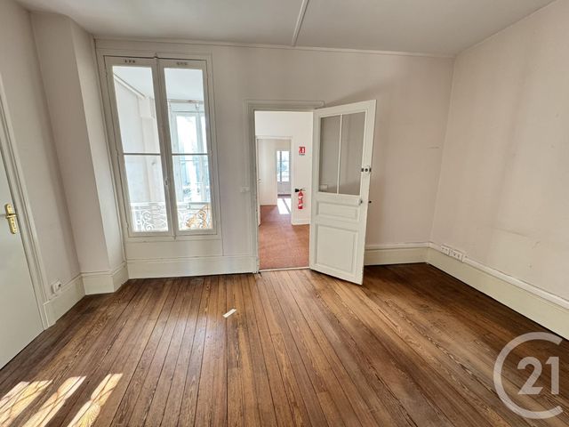 Appartement à vendre - 3 pièces - 55,56 m2 - Fontainebleau - 77 - ILE-DE-FRANCE