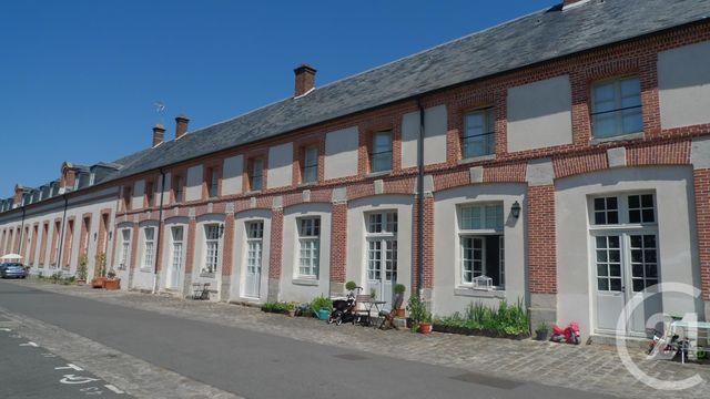 Appartement à louer - 3 pièces - 76,61 m2 - Fontainebleau - 77 - ILE-DE-FRANCE