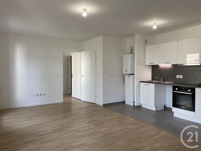 Appartement à louer - 2 pièces - 48,92 m2 - Fontainebleau - 77 - ILE-DE-FRANCE