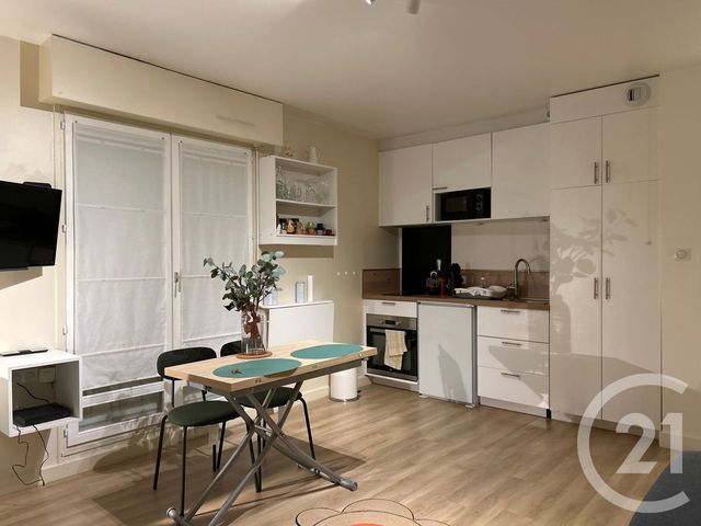 Appartement Studio à louer - 1 pièce - 26,07 m2 - Fontainebleau - 77 - ILE-DE-FRANCE