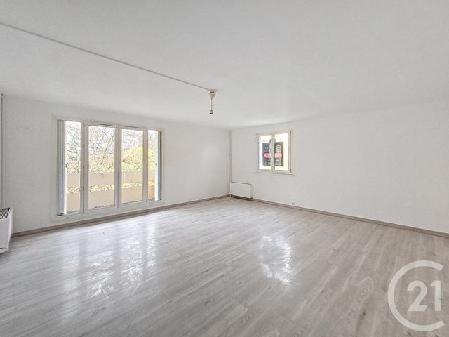 Appartement F4 à vendre - 3 pièces - 76,21 m2 - Reims - 51 - CHAMPAGNE-ARDENNE