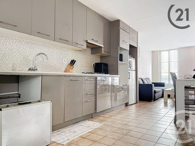 Appartement F4 à vendre - 4 pièces - 75,34 m2 - Troyes - 10 - CHAMPAGNE-ARDENNE