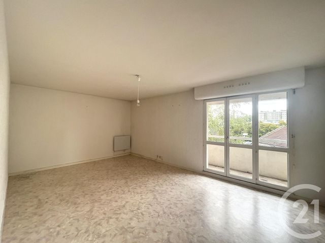 Appartement F2 à louer - 2 pièces - 60 m2 - Troyes - 10 - CHAMPAGNE-ARDENNE