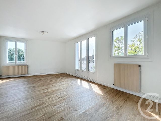 Appartement F5 à vendre - 5 pièces - 85,69 m2 - Ste Savine - 10 - CHAMPAGNE-ARDENNE