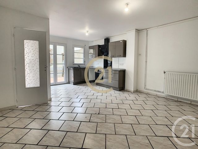 Appartement F3 à louer - 3 pièces - 75 m2 - Sens - 89 - BOURGOGNE