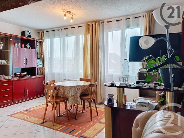 Appartement F4 à vendre - 4 pièces - 74 m2 - Ste Savine - 10 - CHAMPAGNE-ARDENNE